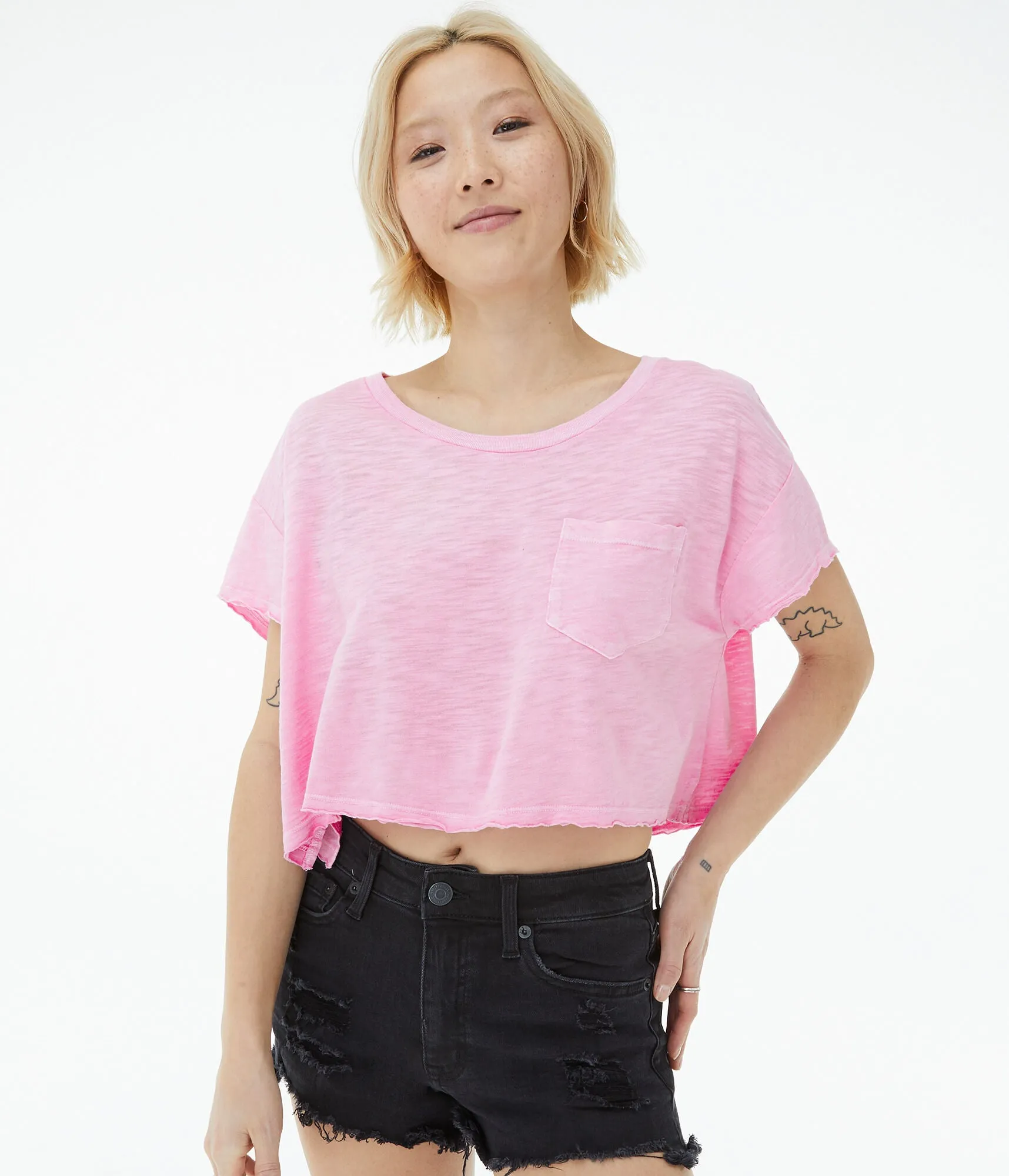 Aeropostale Air Softspun Pigment Garment-Dyed Cropped Pocket Crew Tee