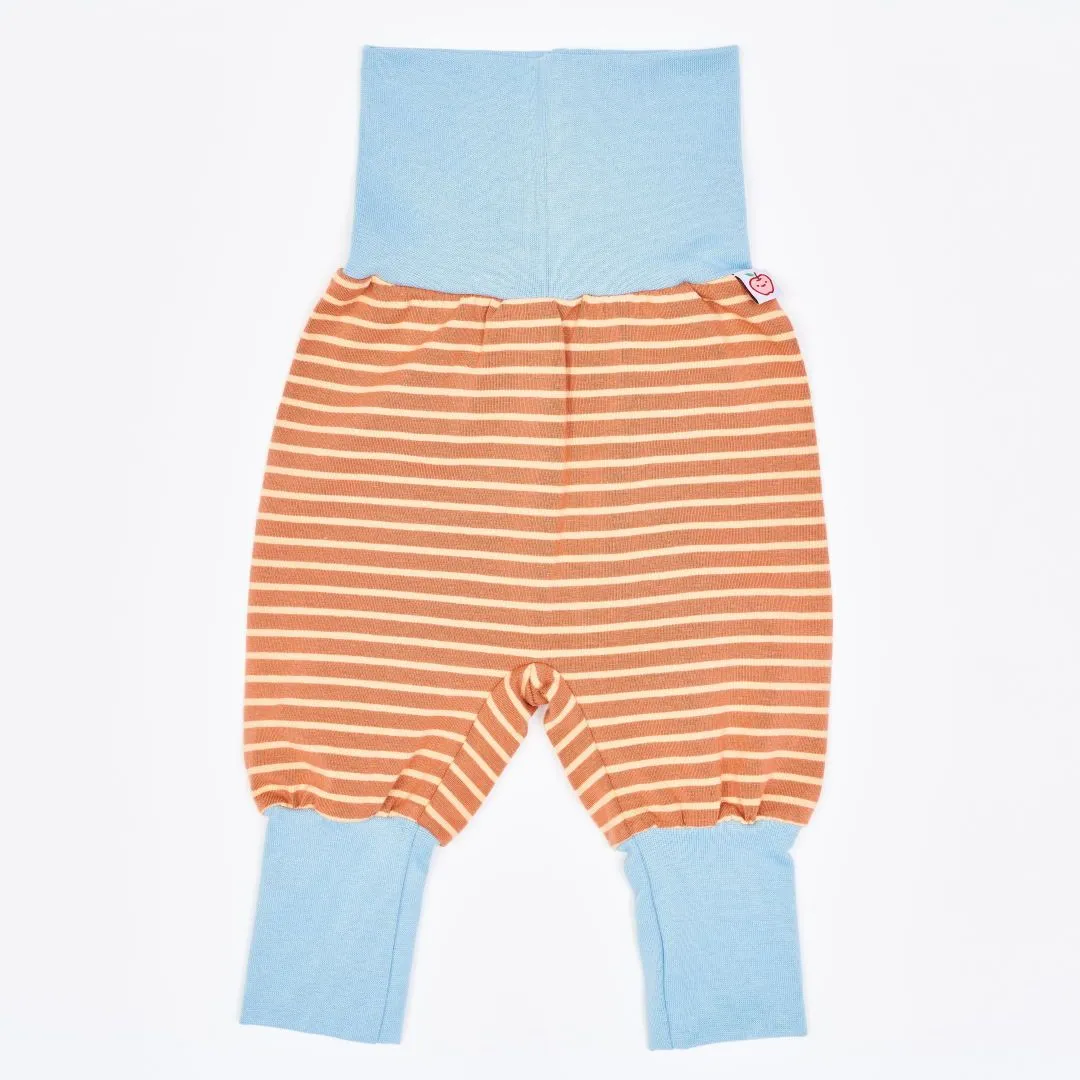 Organic rib pants "Stripes Caramel | Frost" made from 95% organic cotton and 5% elasthane