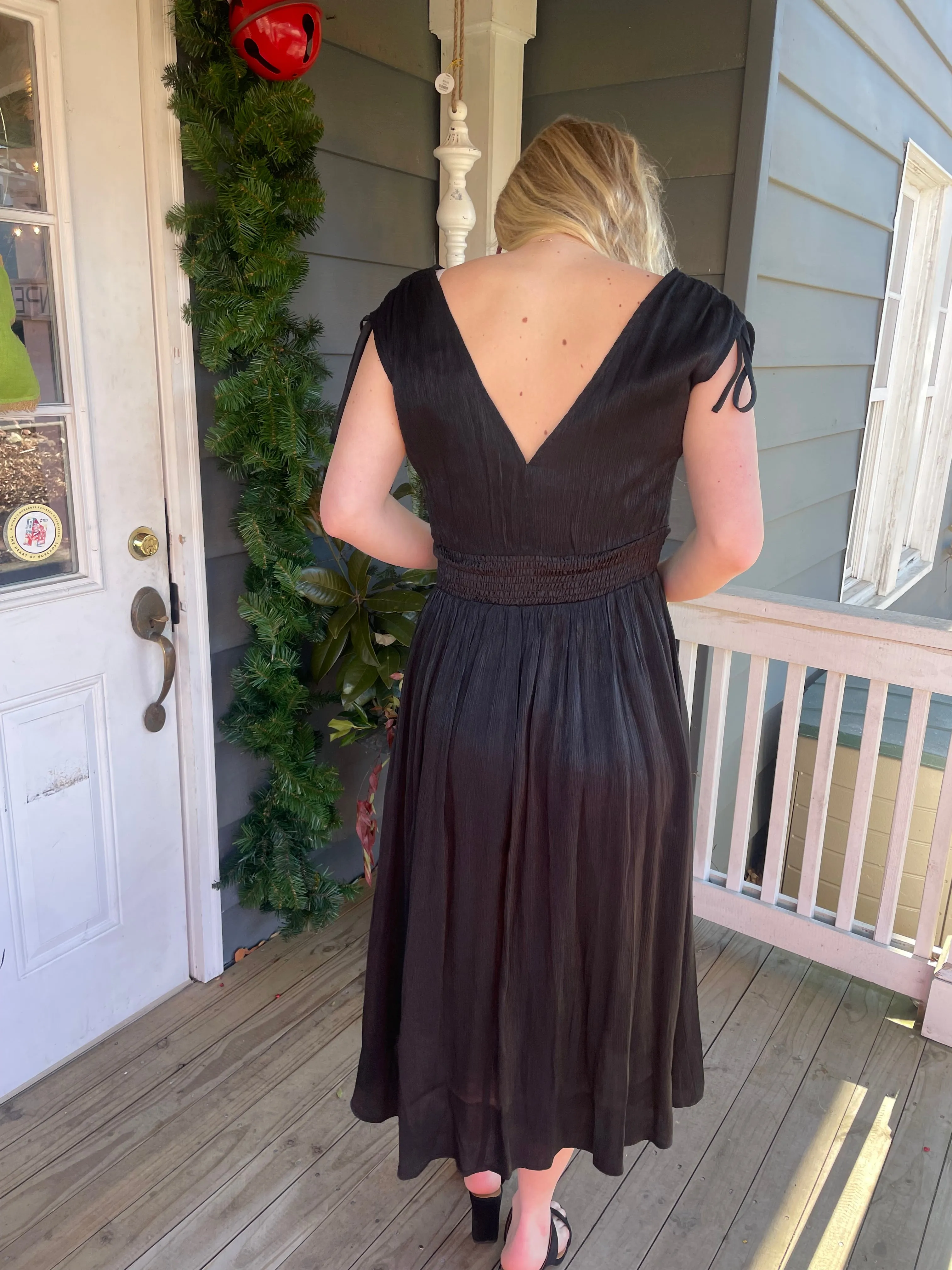 Sleeveless Black Crepe Midi Dress