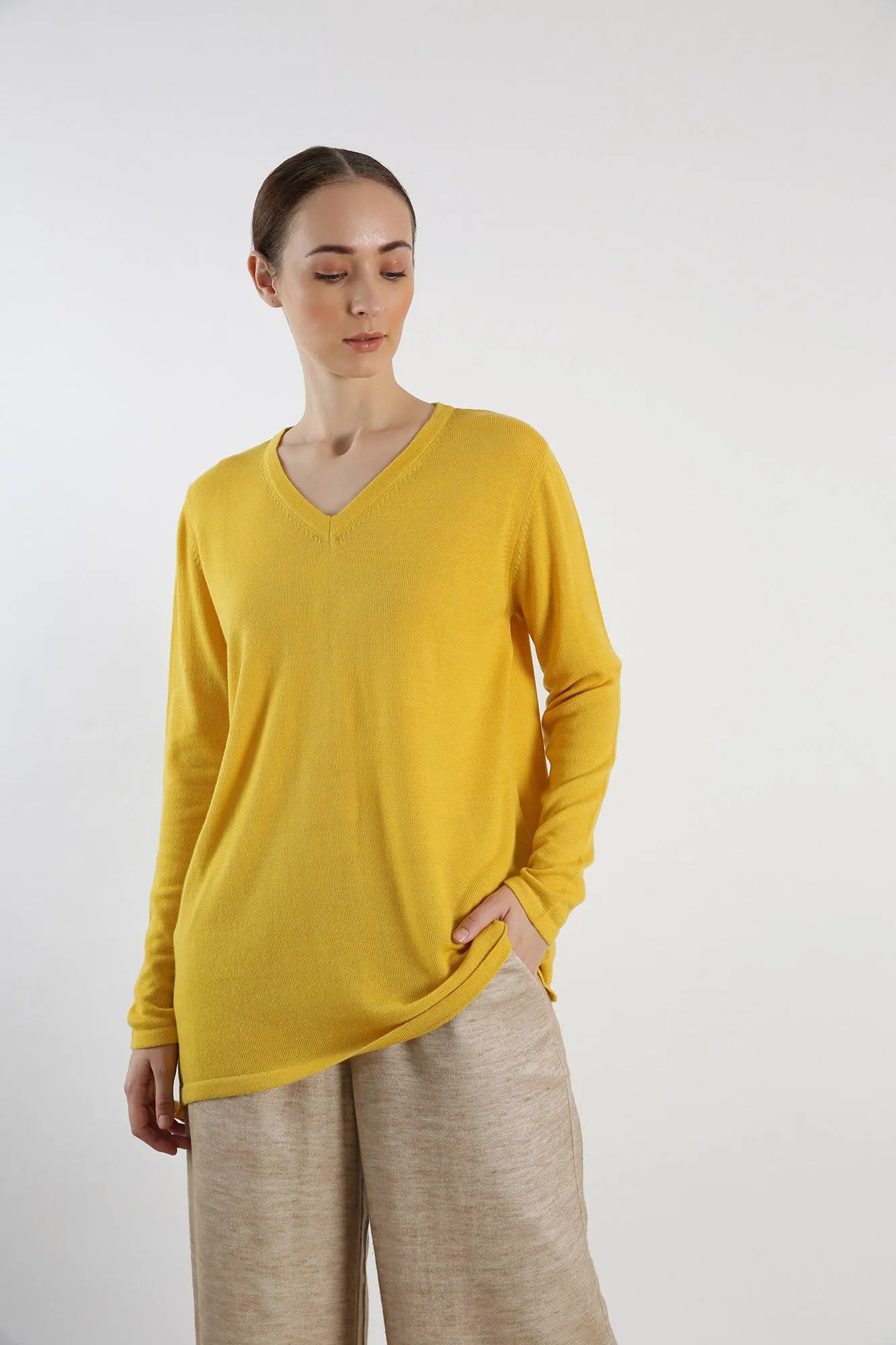 V-Neck Pure Cashmere sweater - Yellow